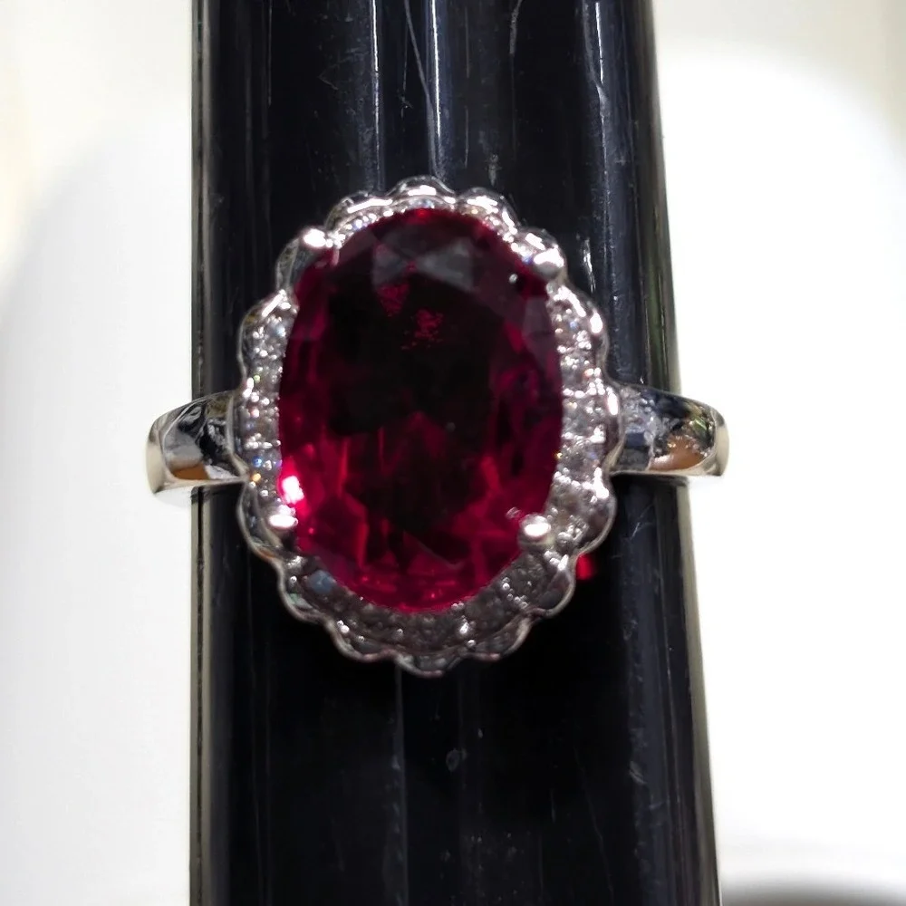 New 925 Marked Red Stone Halo Ring Plus‎ Size 9.5 SilverTone Oval Rhinestones